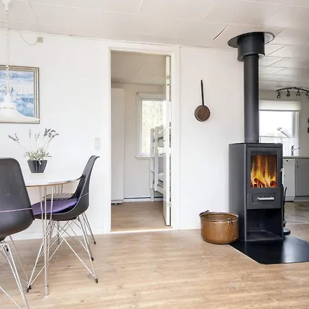 Two-bedroom In Borkop 8 Semesterbostad